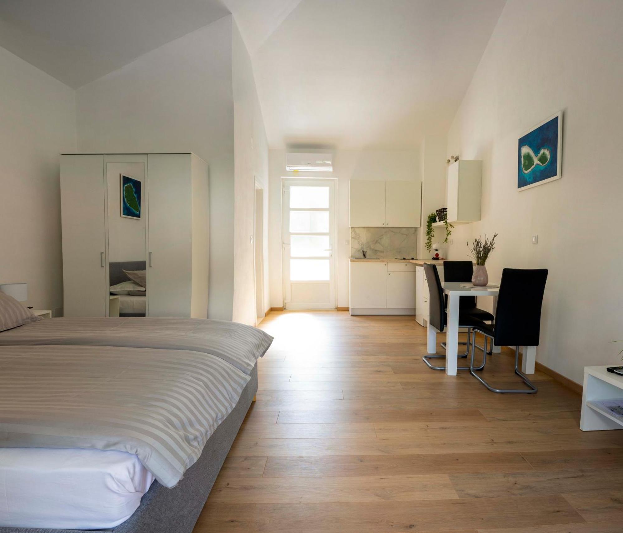 Korkyra Fit Suites -Free Gym Korčula Værelse billede